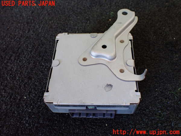 5UPJ-19346146]ハイラックスサーフ(RZN185W)コンピューター1 (4WDコントロール) 中古_m0003.jpg