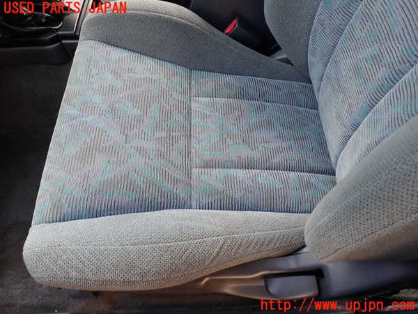 5UPJ-19347065]ハイラックスサーフ(RZN185W)助手席シート 中古_m0003.jpg