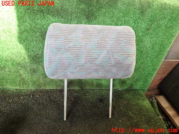 5UPJ-19347180]ハイラックスサーフ(RZN185W)左2列目ヘッドレスト 中古_m0001.jpg