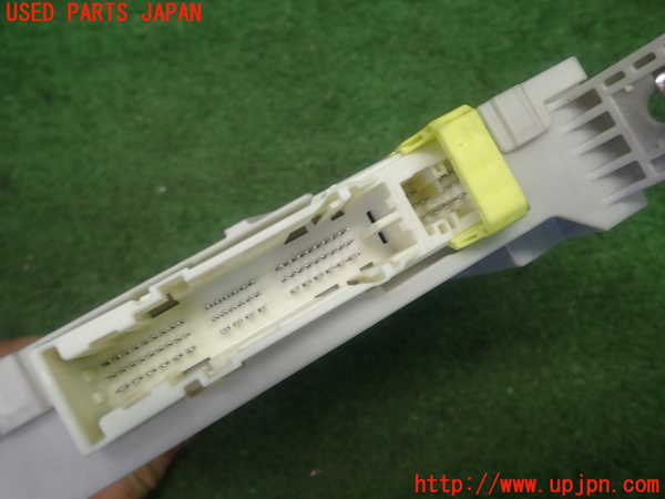 1UPJ-19356741]クラウン ハイブリッド(GWS204)ヒューズボックス1 中古_m0003.jpg