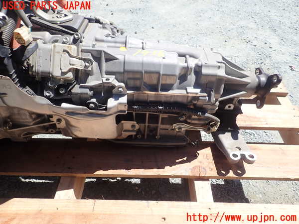1UPJ-19363010]クラウン ロイヤル ハイブリッド(AWS210)ミッション AT 2AR-FSE 中古_m0002.jpg