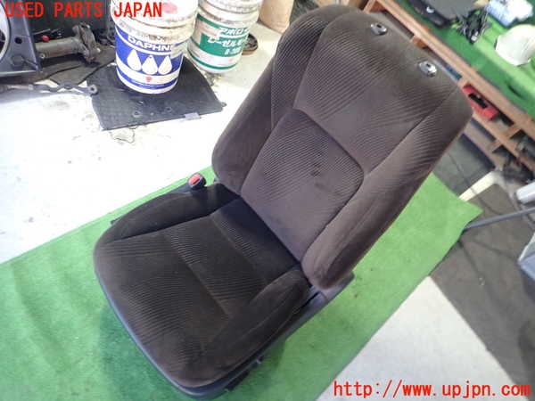 5UPJ-19367065]クラウン ロイヤル ハイブリッド(AWS210)助手席シート 中古_m0001.jpg