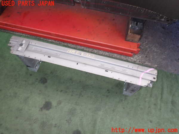 2UPJ-19391014]ジャガー・Fペース(DC2NA)フロントバンパーホースメント 中古_m0001.jpg