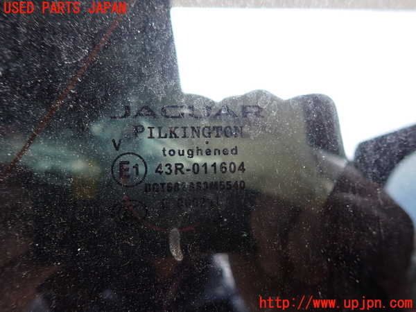 2UPJ-19391380]ジャガー・Fペース(DC2NA)右クォーターガラス 中古(43R-011604 M554)_m0003.jpg