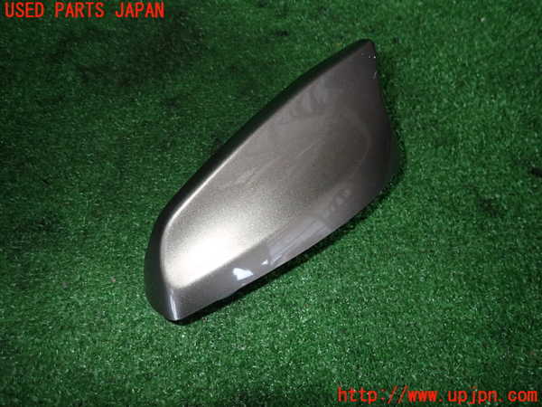 2UPJ-19396550]ジャガー・Fペース(DC2NA)アンテナ 中古_m0002.jpg