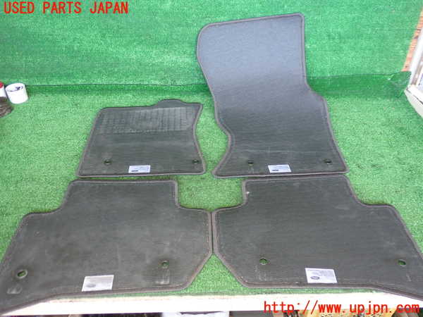 2UPJ-19397800]ジャガー・Fペース(DC2NA)フロアマット 中古_m0002.jpg