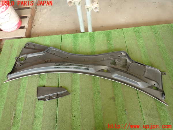 2UPJ-19401190]マセラティ・ギブリ M157(MG30C)カウルトップ 中古_m0002.jpg