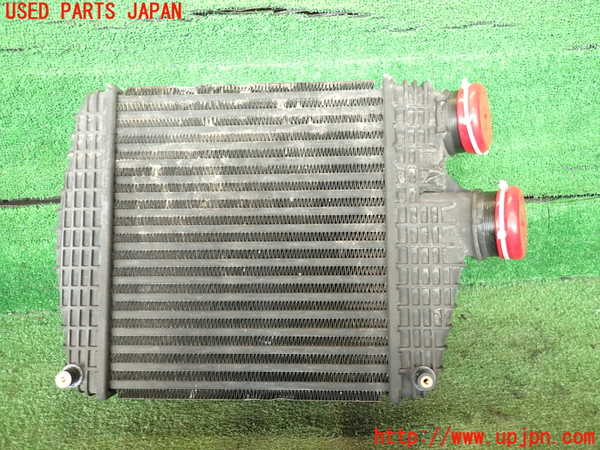 2UPJ-19402451]マセラティ・ギブリ M157(MG30C)インタークーラー1 中古_m0002.jpg
