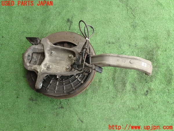 2UPJ-19404290]マセラティ・ギブリ M157(MG30C)右フロントナックルハブ 【ジャンク品】 中古_m0002.jpg