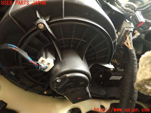 2UPJ-19406081]マセラティ・ギブリ M157(MG30C)エバポレーター1 中古_m0002.jpg