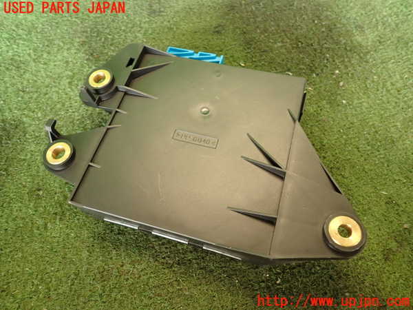 2UPJ-19406148]マセラティ・ギブリ M157(MG30C)コンピューター3 中古 670102929_m0002.jpg