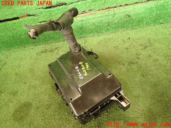 2UPJ-19406741]マセラティ・ギブリ M157(MG30C)ヒューズボックス1 中古_m0001.jpg