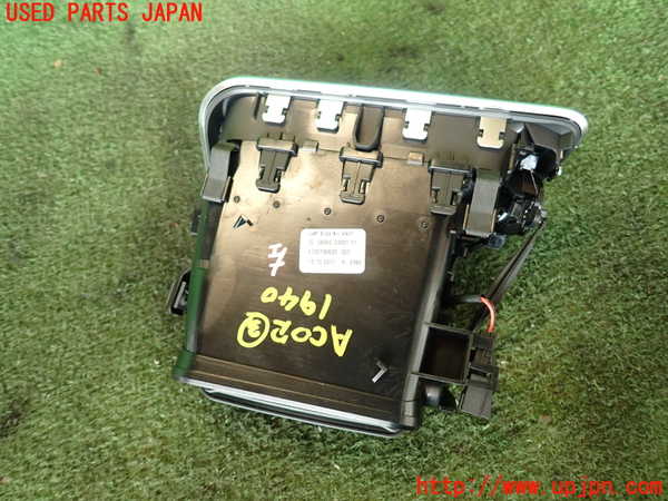 2UPJ-19407528]マセラティ・ギブリ M157(MG30C)エアコン吹き出し口3 中古_m0002.jpg