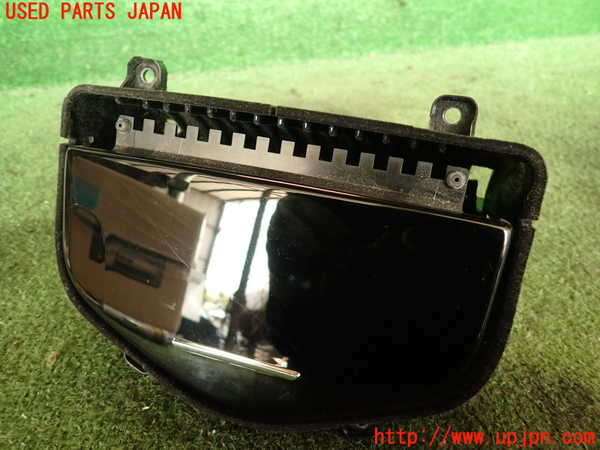 2UPJ-19407841]マセラティ・ギブリ M157(MG30C)小物入れ1 中古_m0001.jpg