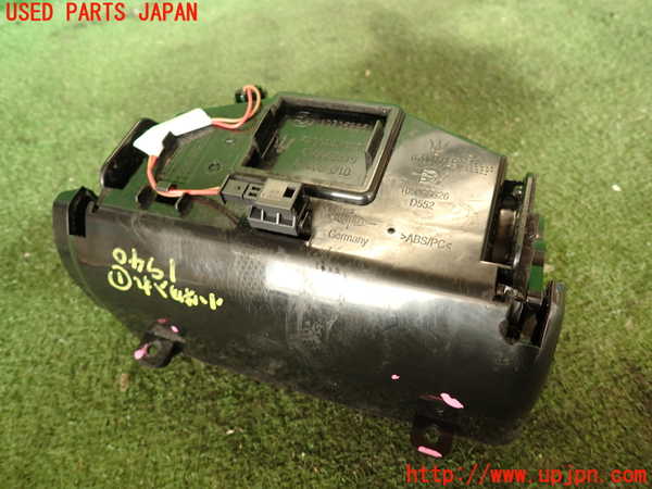 2UPJ-19407841]マセラティ・ギブリ M157(MG30C)小物入れ1 中古_m0002.jpg