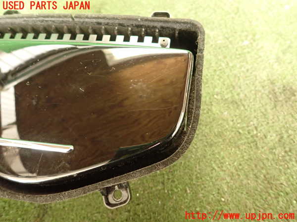 2UPJ-19407841]マセラティ・ギブリ M157(MG30C)小物入れ1 中古_m0005.jpg
