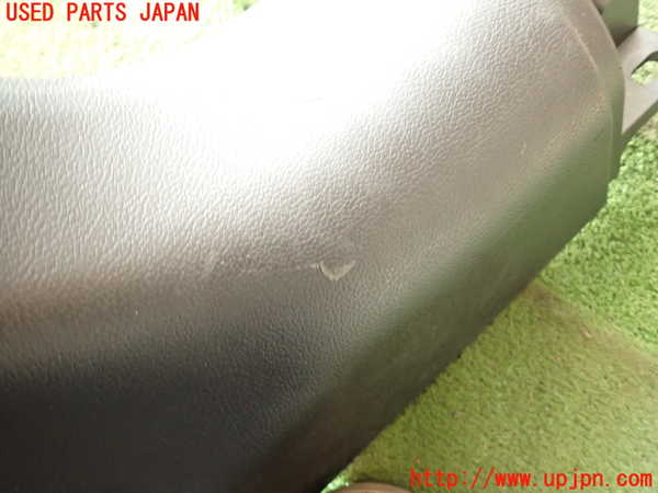 2UPJ-19407665]マセラティ・ギブリ M157(MG30C)右センターピラートリム ジャンク_m0002.jpg