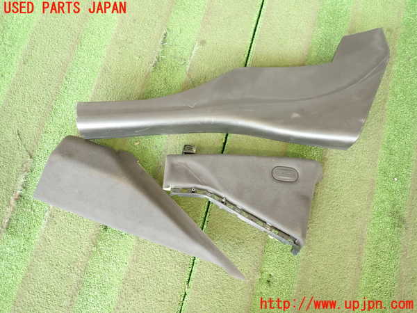 2UPJ-19407680]マセラティ・ギブリ M157(MG30C)左リアピラートリム 中古_m0001.jpg