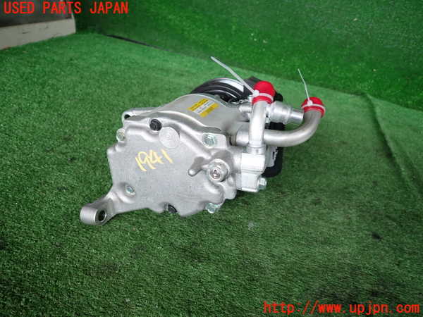 5UPJ-19416025]GR86(BRZ)(ZN8)エアコンコンプレッサー 中古_m0002.jpg