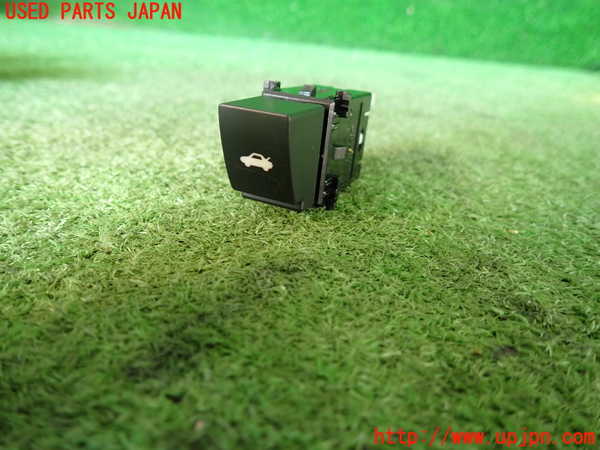 5UPJ-19416308]GR86(BRZ)(ZN8)スイッチ3(トランク) 中古_m0001.jpg