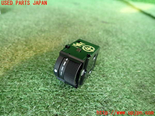 5UPJ-19416309]GR86(BRZ)(ZN8)スイッチ4(メーター照度) 中古_m0001.jpg