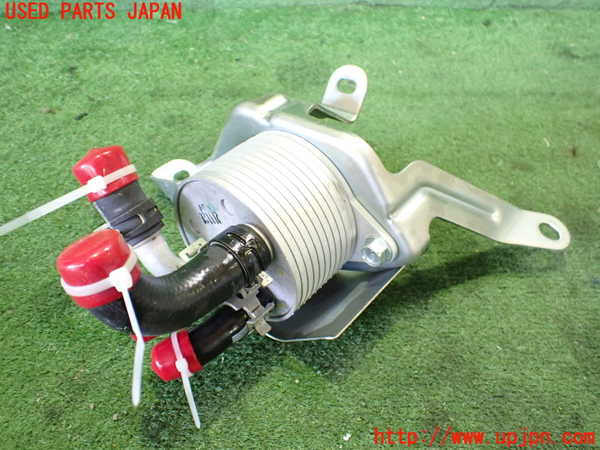 5UPJ-19422481]BRZ(86)(ZD8)オイルクーラー1 中古_m0001.jpg