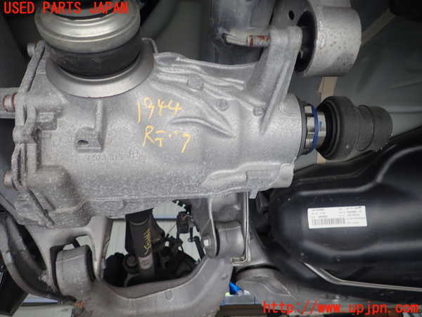 5UPJ-19444355]BMW 640i グランクーペ(6A30 F06)リアデフ 中古_m0002.jpg