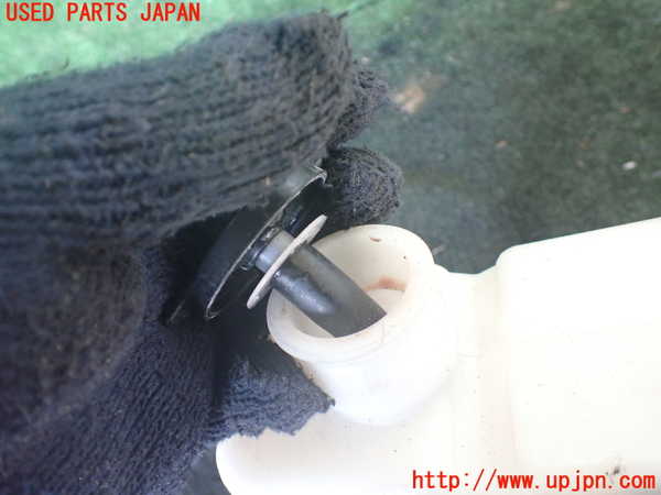 5UPJ-19452410]ハイラックスサーフ(RZN185W)ラジエータータンク 中古_m0003.jpg