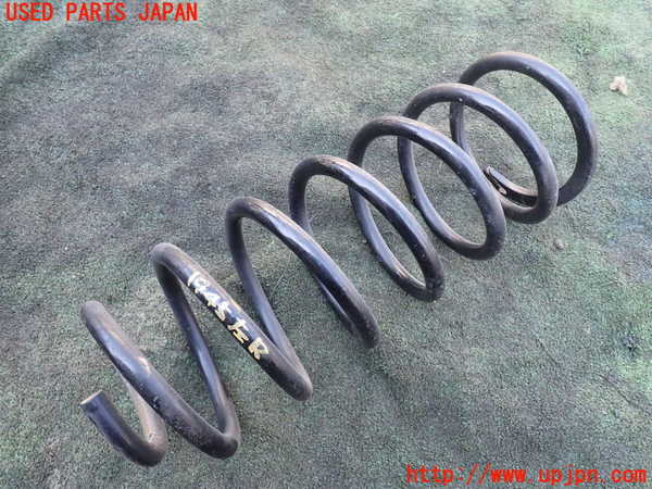 5UPJ-19455105]ハイラックスサーフ(RZN185W)左リアスプリング 中古_m0001.jpg