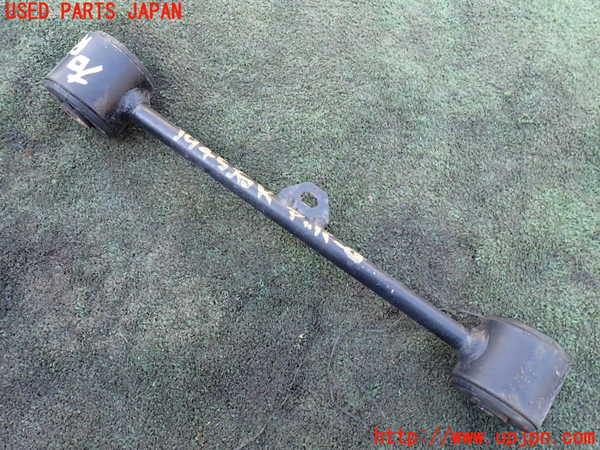 5UPJ-19455146]ハイラックスサーフ(RZN185W)右リアアッパーアーム1 中古_m0001.jpg