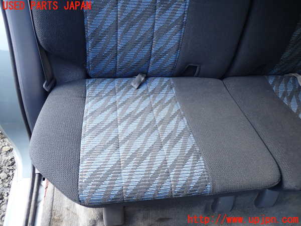 5UPJ-19457145]ハイラックスサーフ(RZN185W)右2列目シート 中古_m0003.jpg