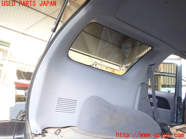 5UPJ-19457680]ハイラックスサーフ(RZN185W)左リアピラートリム 中古_m0001.jpg