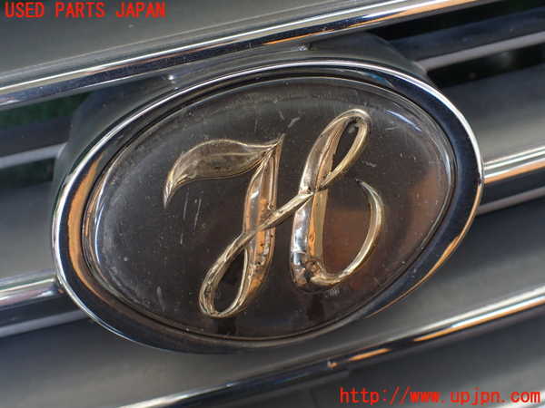 1UPJ-19461050]ハイエースワゴン100系(RZH101G)ラジエターグリル 中古_m0002.jpg