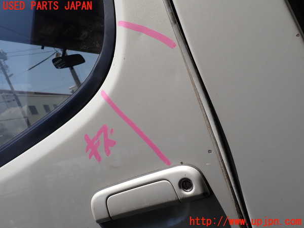 5UPJ-19461260]ハイエースワゴン100系(RZH101G)左前ドア 中古(43R-00034 M2T4)_m0002.jpg