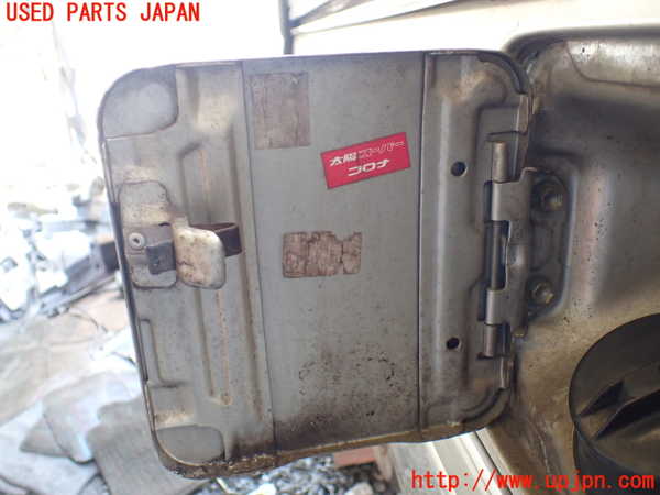 5UPJ-19461690]ハイエースワゴン100系(RZH101G)フューエルリッド 中古_m0002.jpg