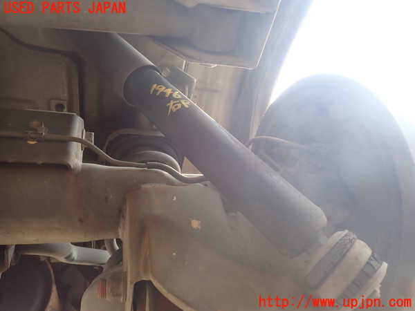 5UPJ-19465070]ハイエースワゴン100系(RZH101G)右リアショックアブソーバー 中古_m0001.jpg