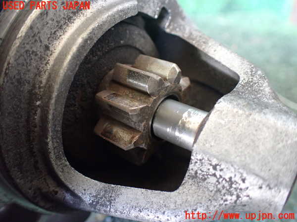 5UPJ-19466010]ハイエースワゴン100系(RZH101G)セルモーター 中古_m0003.jpg