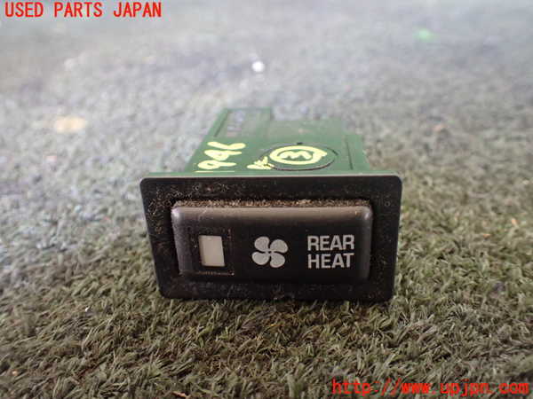 5UPJ-19466308]ハイエースワゴン100系(RZH101G)スイッチ3 (リヤヒーター) 中古_m0001.jpg