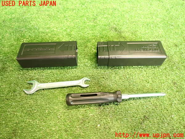 2UPJ-19497805]ポルシェ・パナメーラ(970M46)車載工具 中古_m0001.jpg