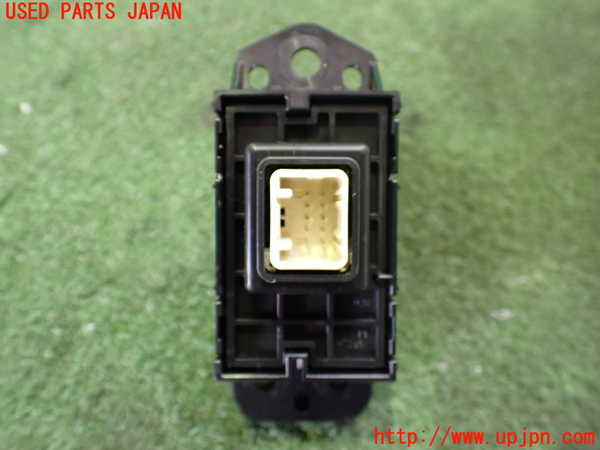 5UPJ-19516306]レヴォーグ(VN5)スイッチ1（電動パーキング） 中古_m0002.jpg