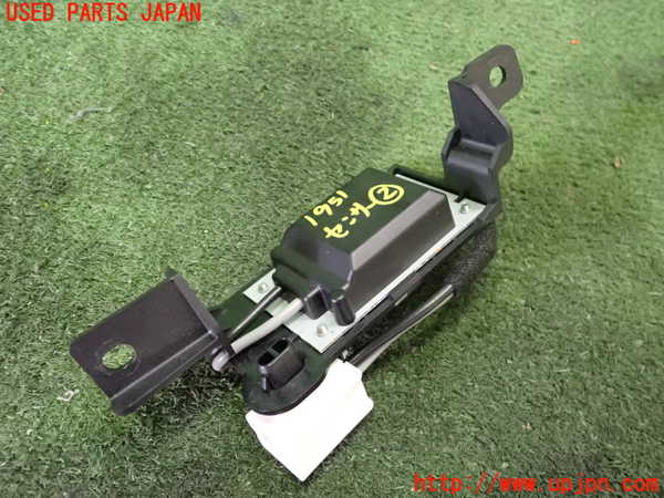 5UPJ-19516382]レヴォーグ(VN5)センサー2 中古 86277VC030_m0001.jpg