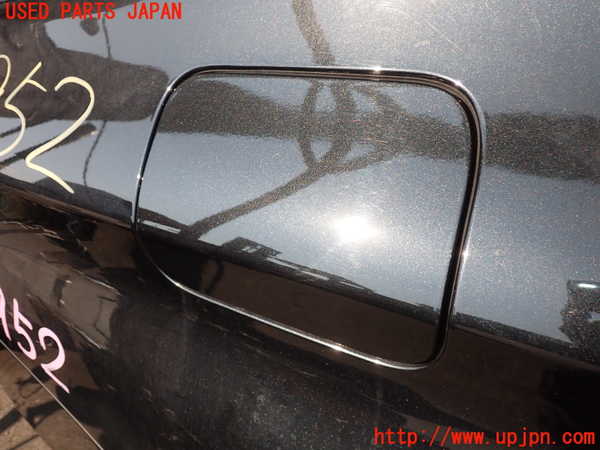 5UPJ-19521690]BMW M5(FV44M)(F10)フューエルリッド 中古_m0001.jpg