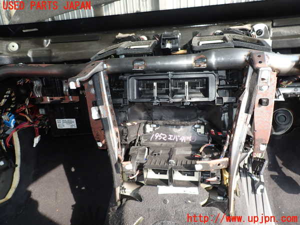5UPJ-19526081]BMW M5(FV44M)(F10)エバポレーター1 中古_m0001.jpg