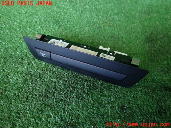 5UPJ-19526308]BMW M5(FV44M)(F10)スイッチ3 (車間キープアシスト) 中古_m0001.jpg