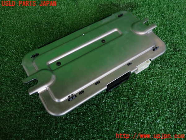 5UPJ-19526146]BMW M5(FV44M)(F10)コンピューター1 中古_m0003.jpg