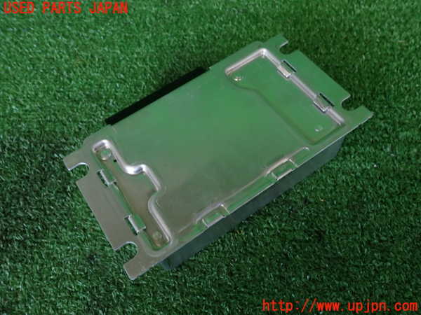 5UPJ-19526156]BMW M5(FV44M)(F10)コンピューター11 中古_m0002.jpg