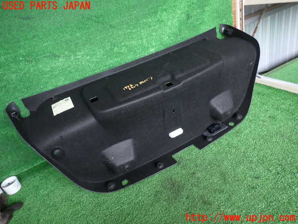 5UPJ-19521504]BMW M5(FV44M)(F10)トランク内トリム 中古_m0002.jpg