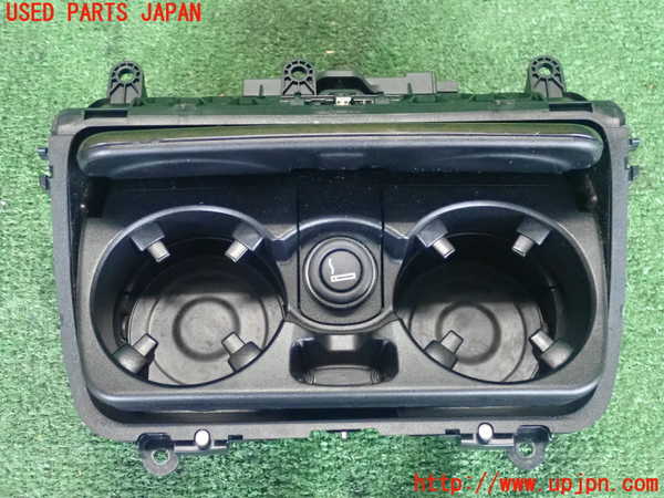 2UPJ-19537810]BMW 528i(XG28)(F10)ドリンクホルダー 中古_m0002.jpg