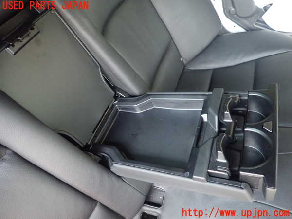 5UPJ-19557385]BMW アクティブハイブリッド5 F10(AH5)(FZ35)リアシート 中古_m0003.jpg
