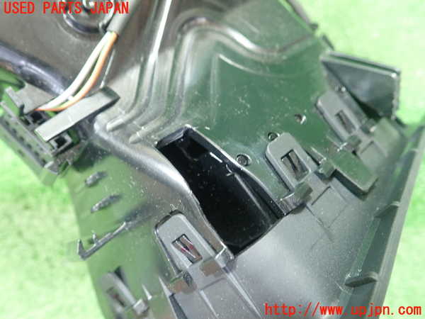 5UPJ-19557526]BMW アクティブハイブリッド5 F10(AH5)(FZ35)エアコン吹き出し口1 (右) 中古_m0003.jpg
